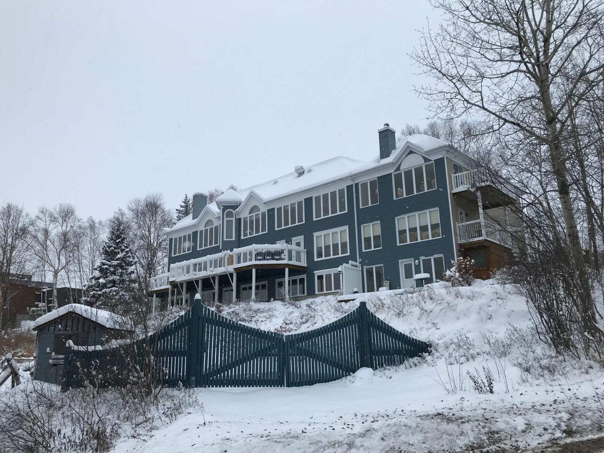 Auberge Cap Aux Corbeaux Hotel Baie-Saint-Paul Kültér fotó